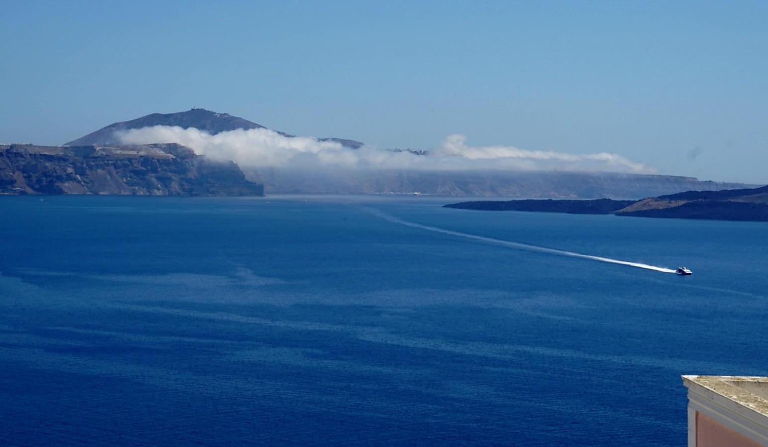 Villa Oasis Oia With Caldera View Bagian luar foto